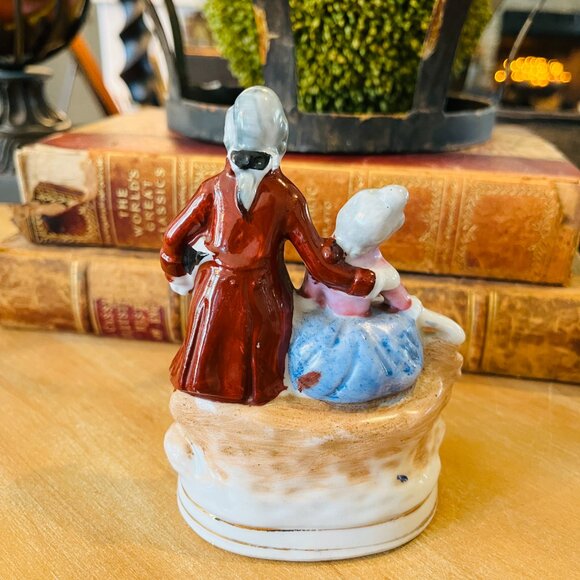 Occupied Japan charming couple 1940's - Picture 6 of 10